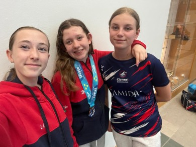 Lilly, Zoe and Sarah