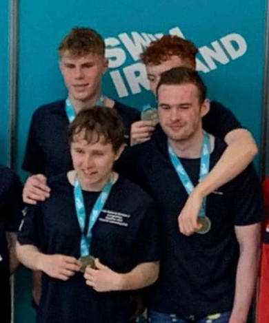 2022 Div 2 in UL (Wed) - 200m Free GOLD MEDAL